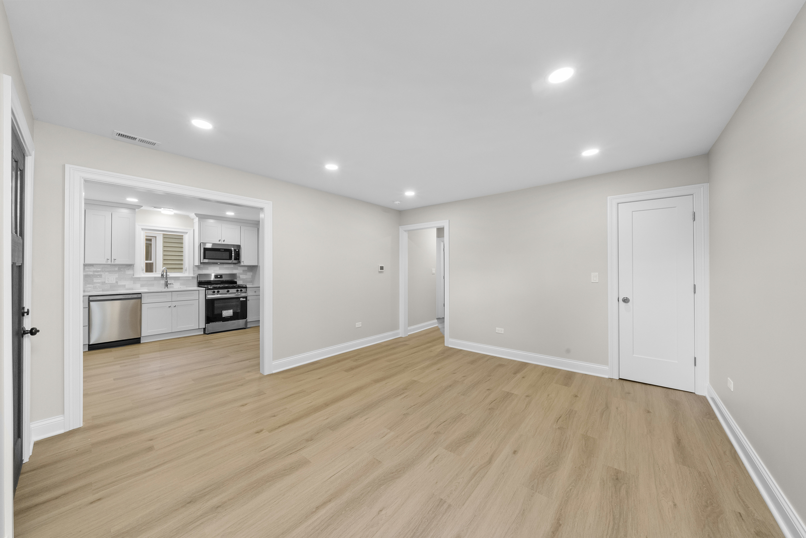 4122 Wenonah Avenue, Berwyn, IL 60402