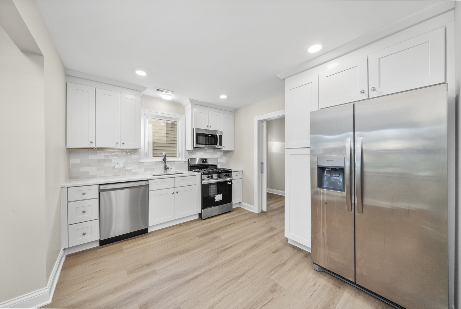 4122 Wenonah Avenue, Berwyn, IL 60402