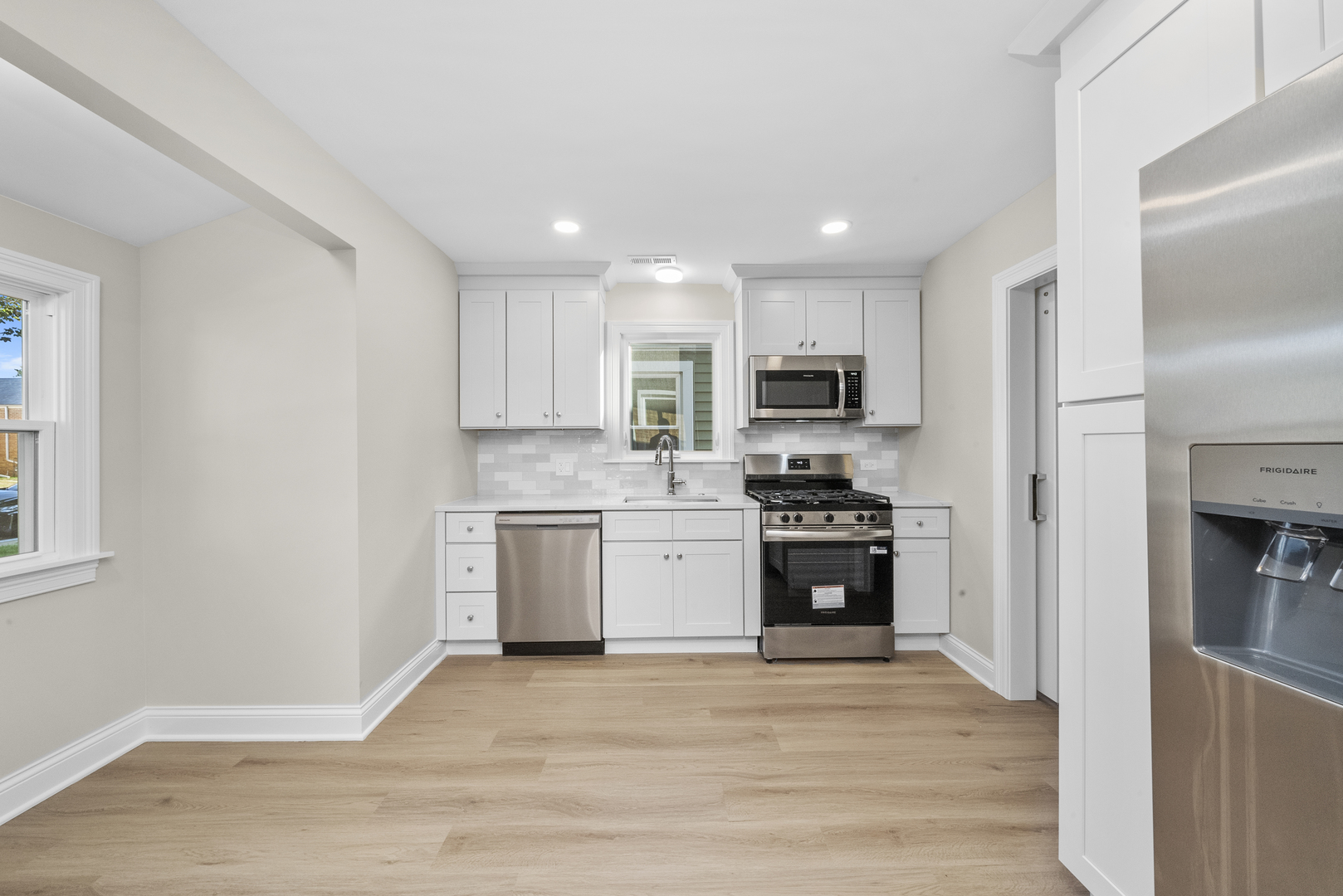 4122 Wenonah Avenue, Berwyn, IL 60402