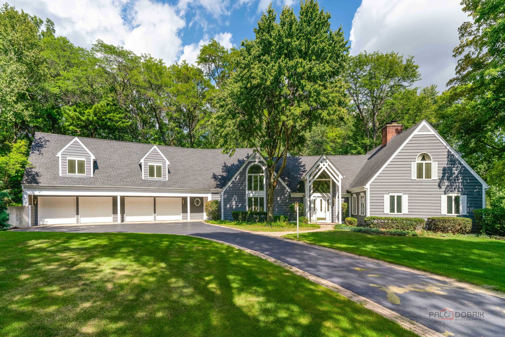 1884 Tweed Road, Inverness, IL 60067