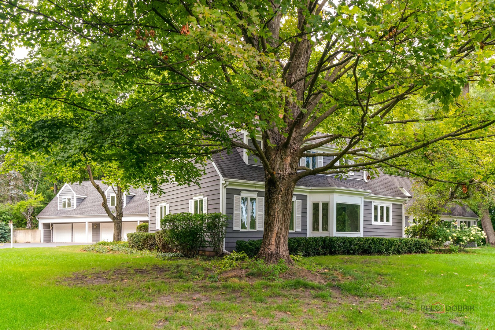 1884 Tweed Road, Inverness, IL 60067