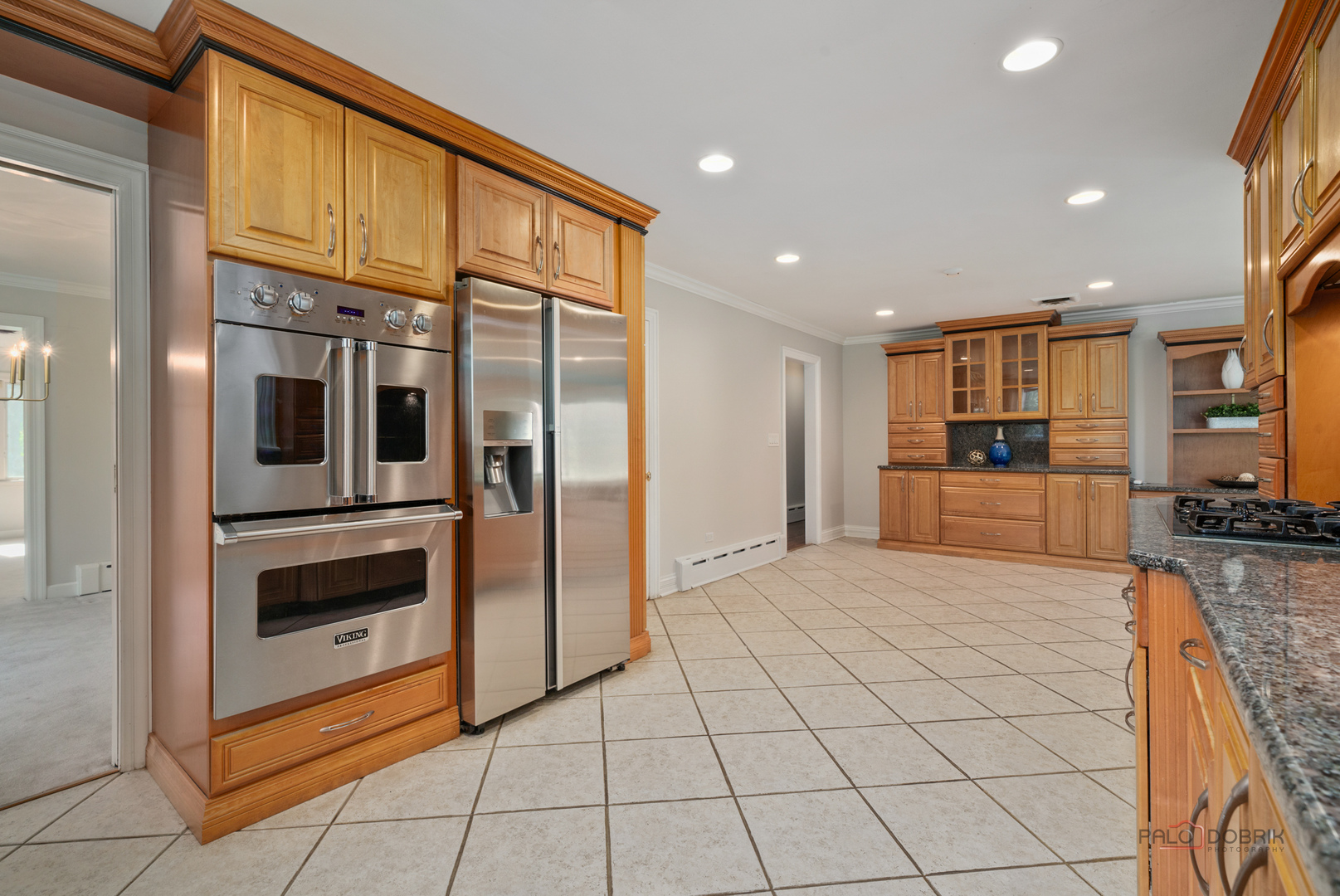 1884 Tweed Road, Inverness, IL 60067