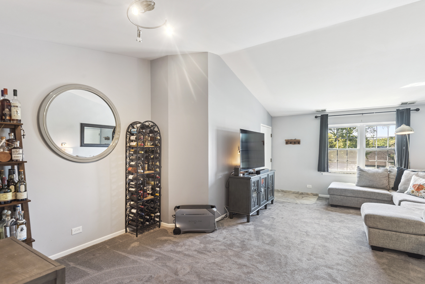 124 E Winchester Road #F, Libertyville, IL 60048