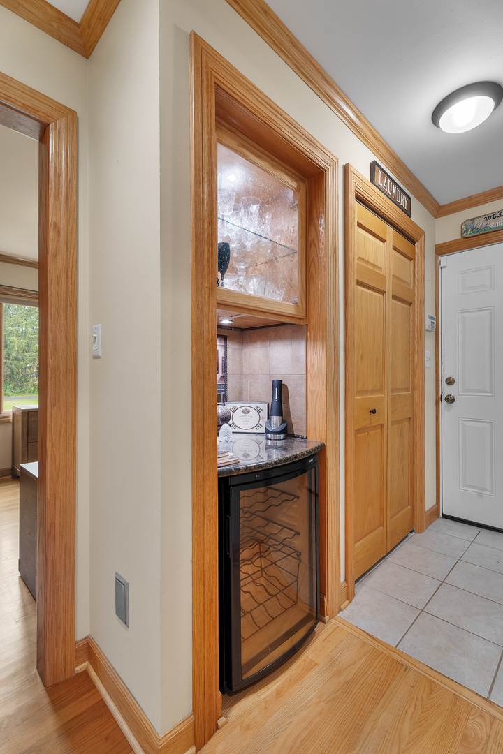 1907 Cherry Valley Road, Woodstock, IL 60098