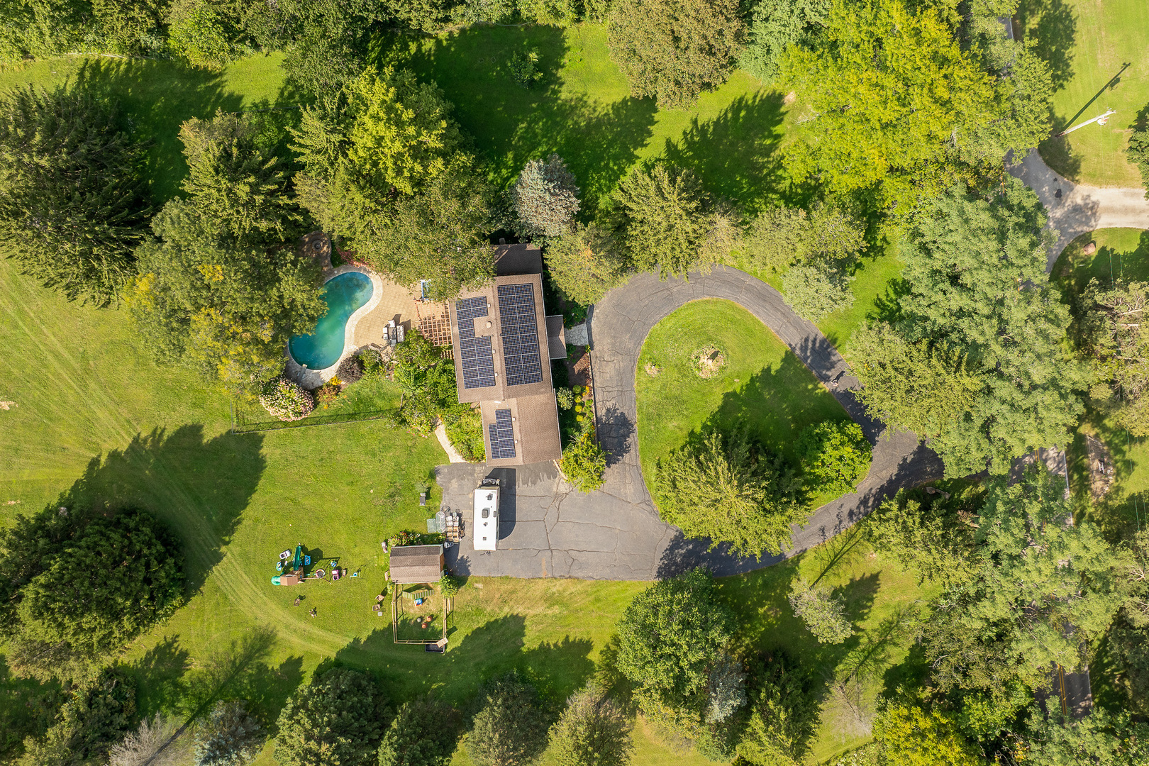 1907 Cherry Valley Road, Woodstock, IL 60098