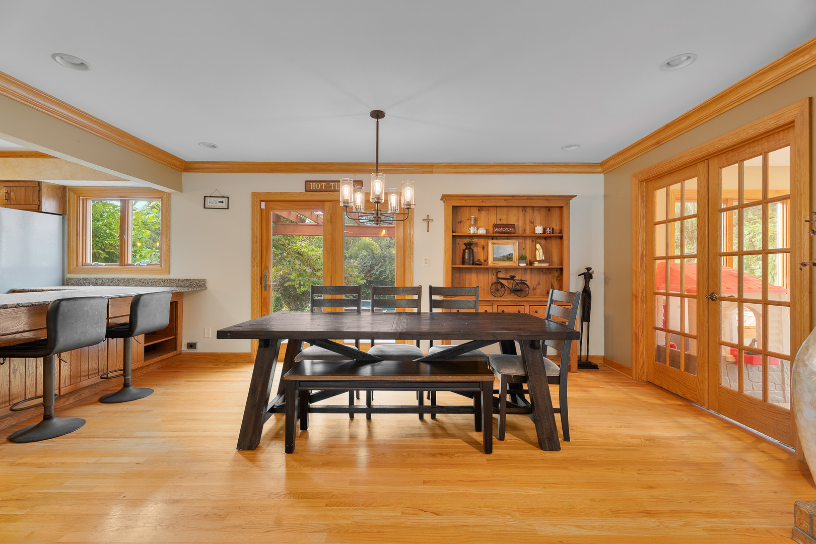 1907 Cherry Valley Road, Woodstock, IL 60098