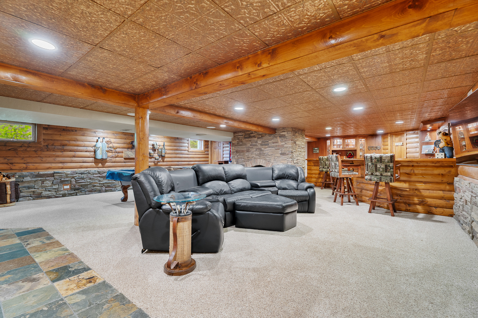 1907 Cherry Valley Road, Woodstock, IL 60098