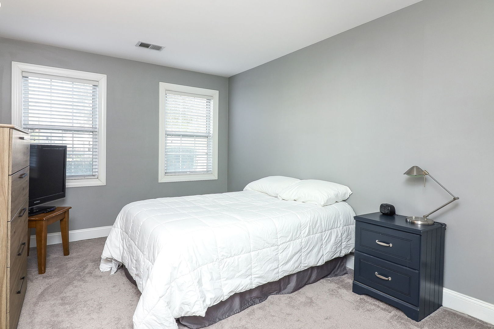 893 Nelli Court #101, Naperville, IL 60563
