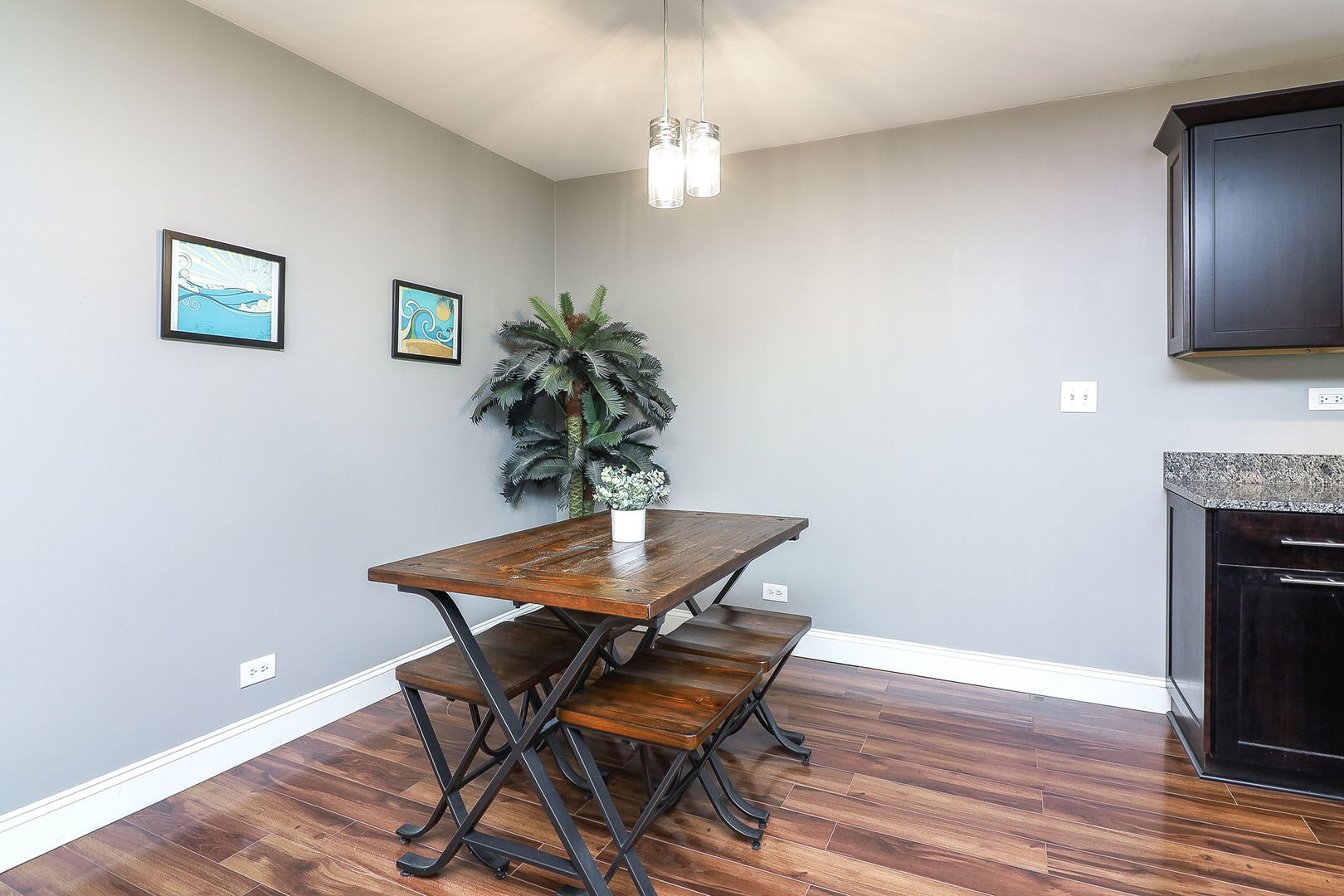 893 Nelli Court #101, Naperville, IL 60563