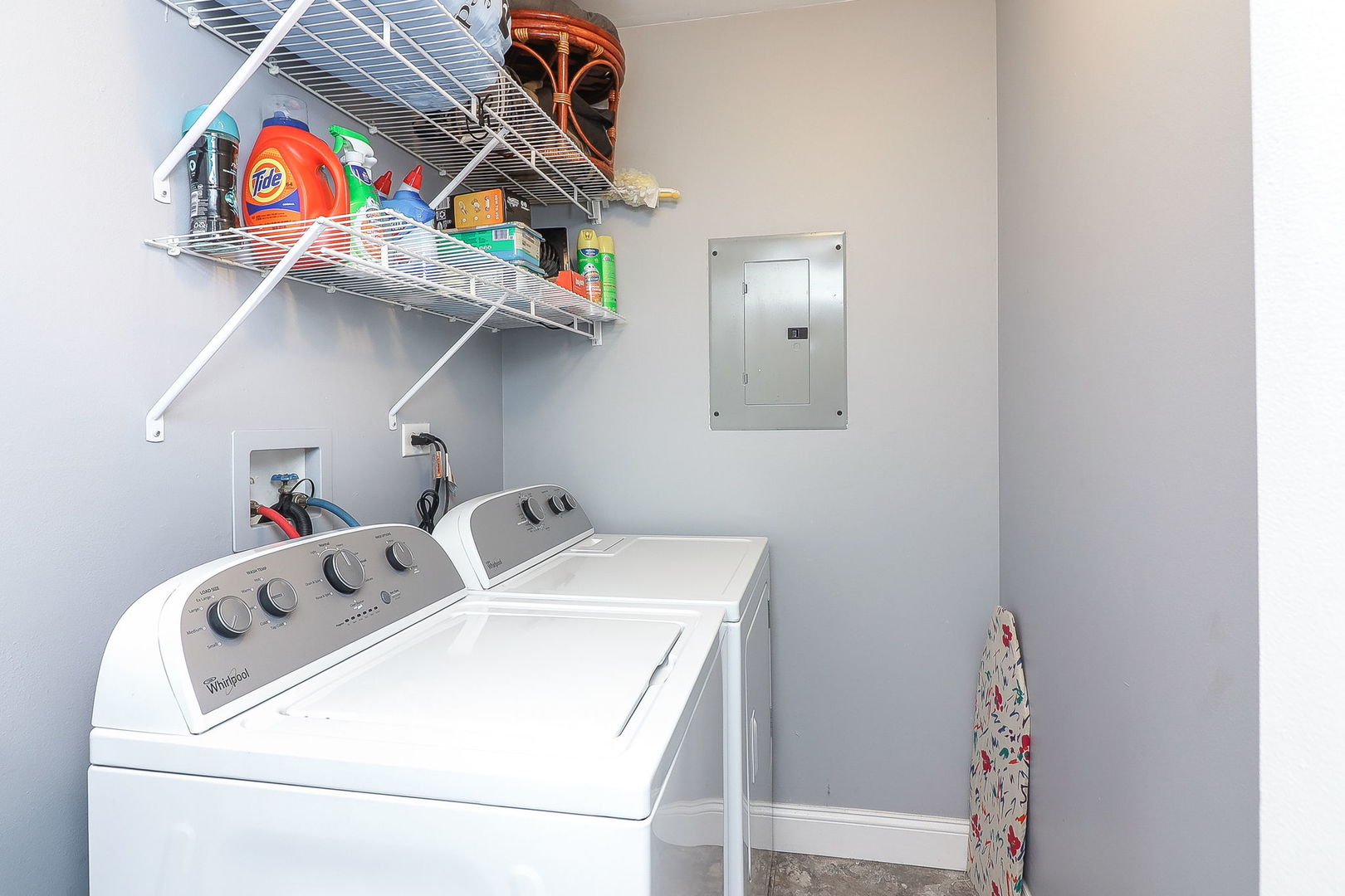 893 Nelli Court #101, Naperville, IL 60563