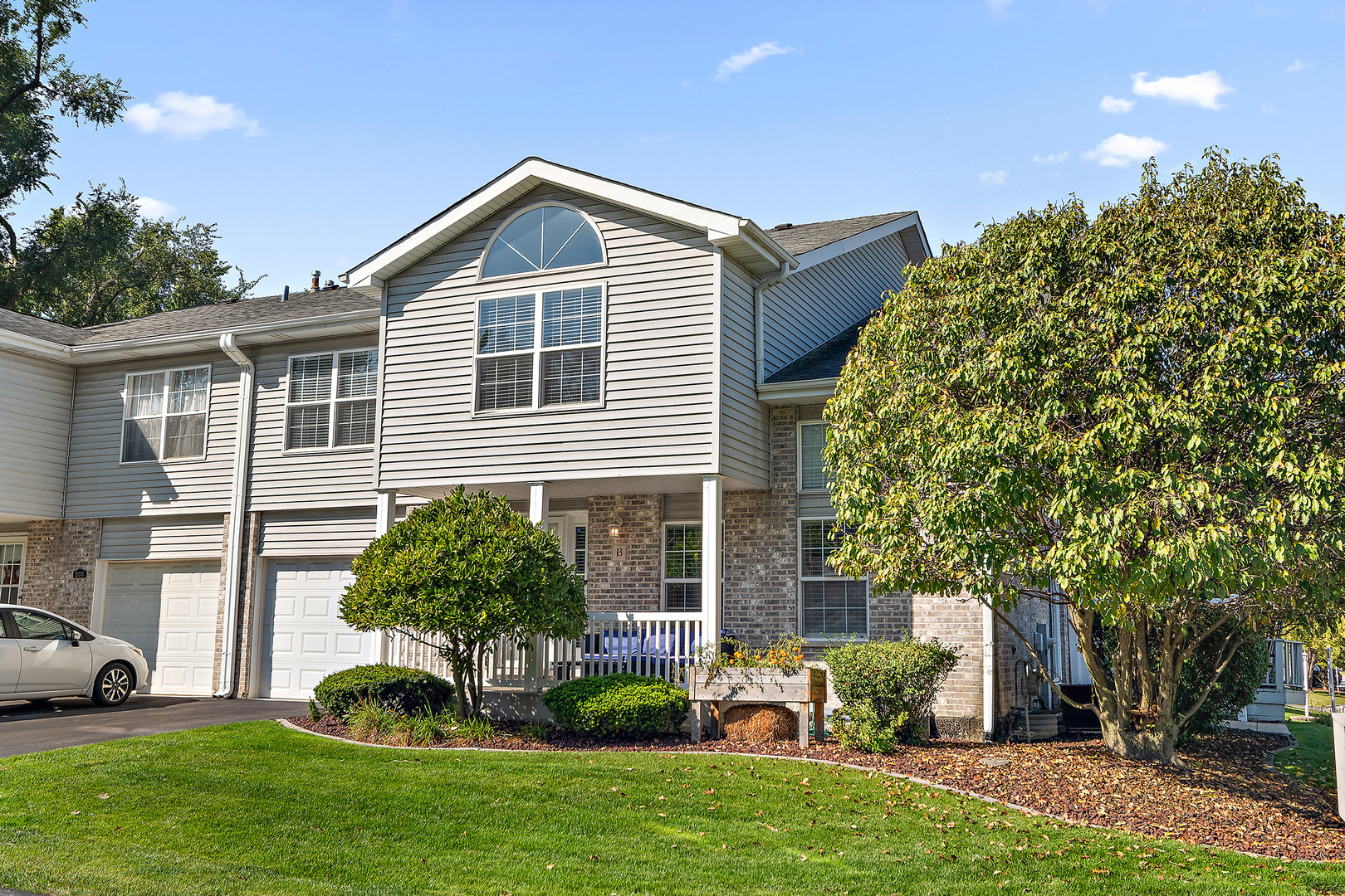 5237 Diamond Drive #B, Oak Forest, IL 60452