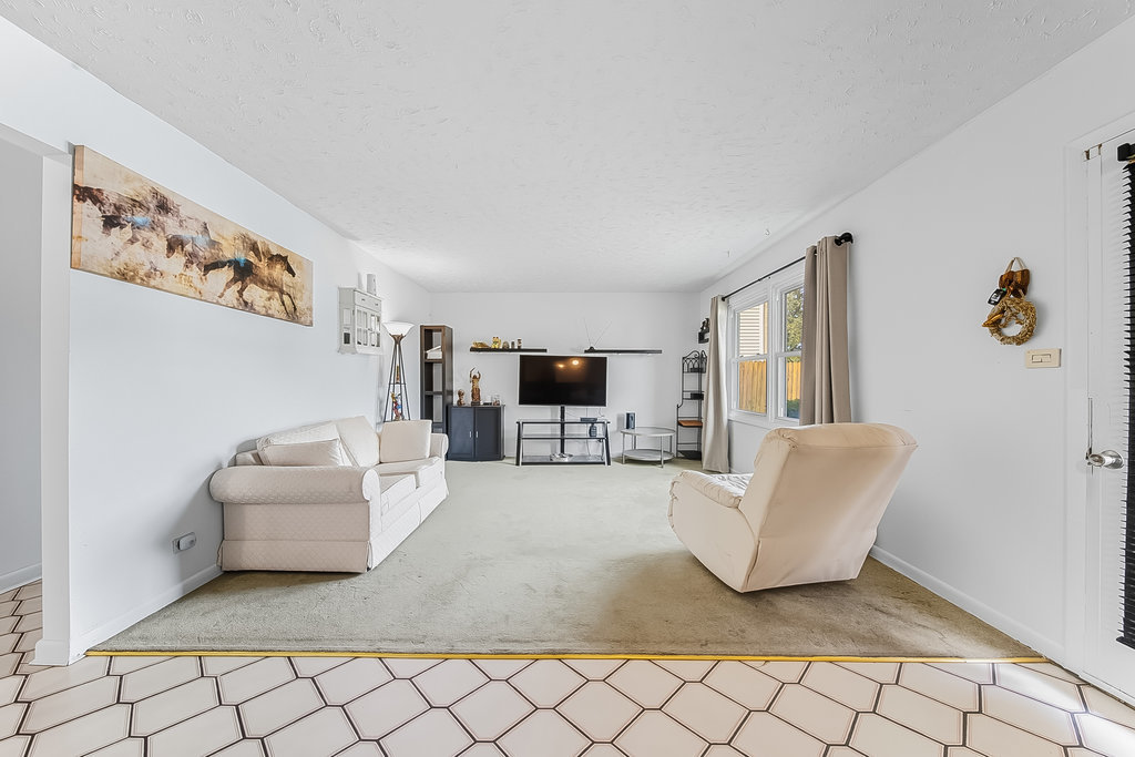 3501 School Drive, Country Club Hills, IL 60478