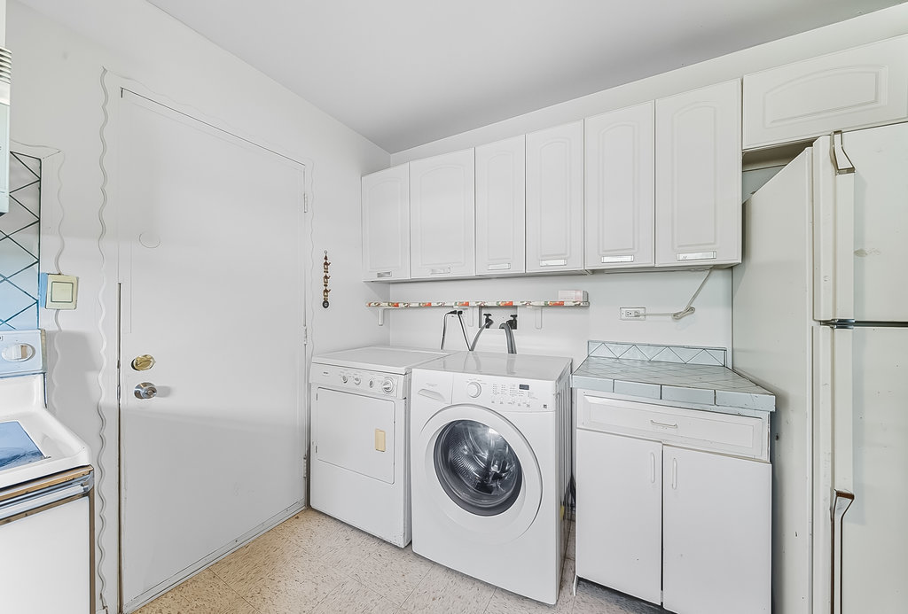 3501 School Drive, Country Club Hills, IL 60478