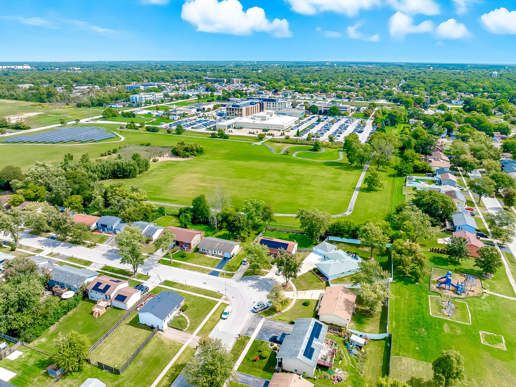 3501 School Drive, Country Club Hills, IL 60478