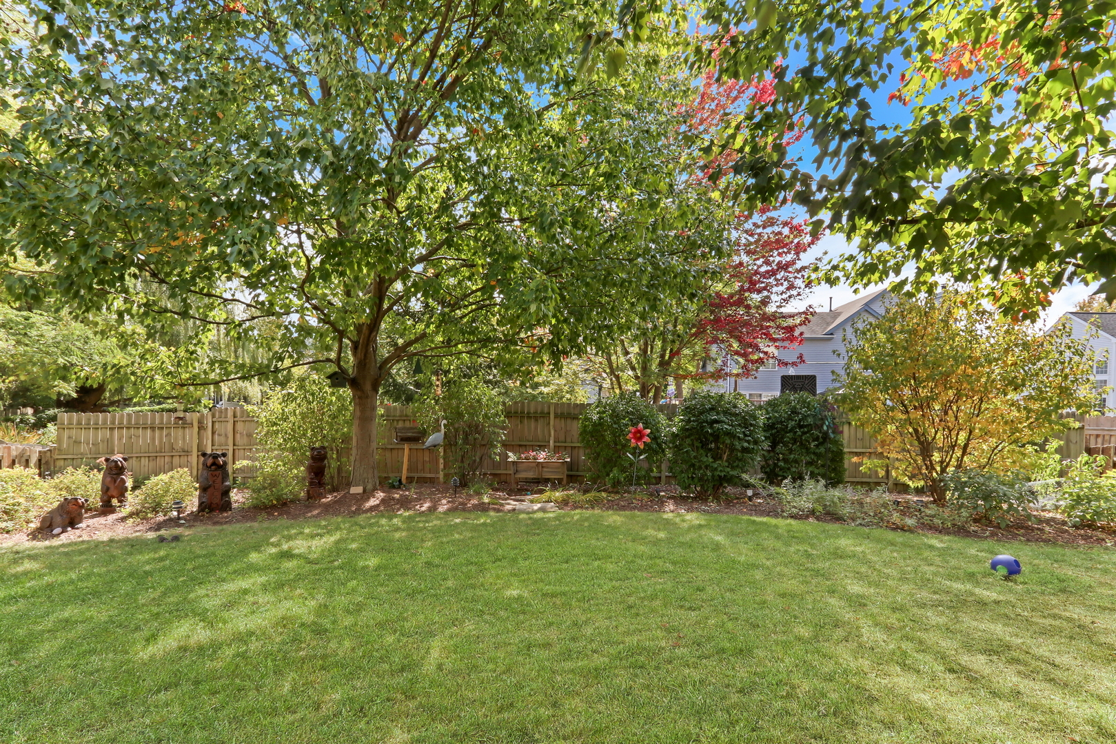 381 Gatewood Lane, Grayslake, IL 60030