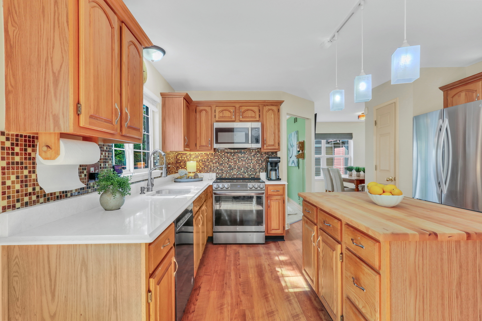 381 Gatewood Lane, Grayslake, IL 60030