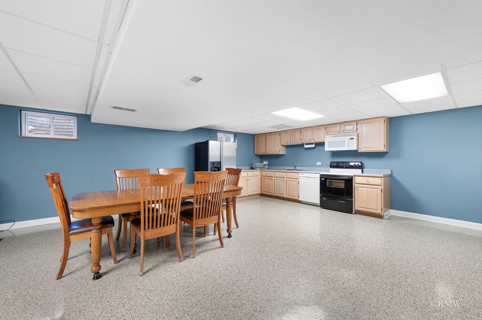 885 Brewster Lane, Bartlett, IL 60103