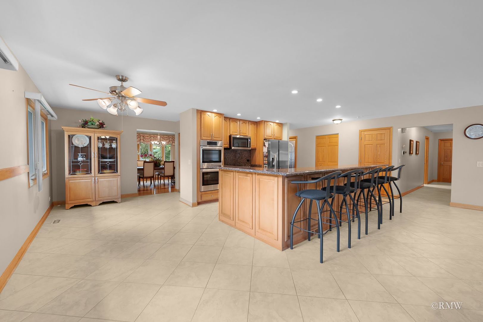 885 Brewster Lane, Bartlett, IL 60103