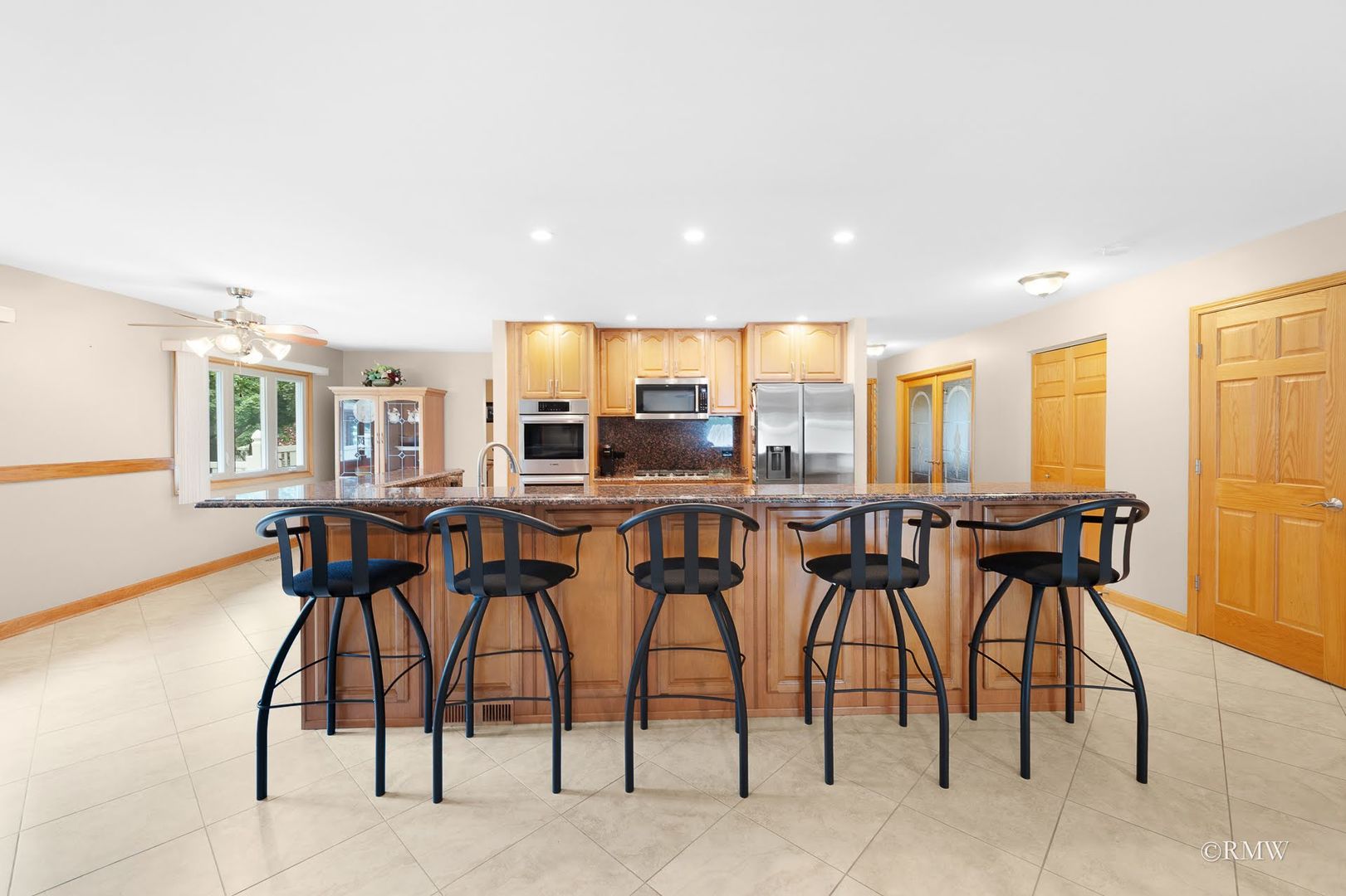 885 Brewster Lane, Bartlett, IL 60103