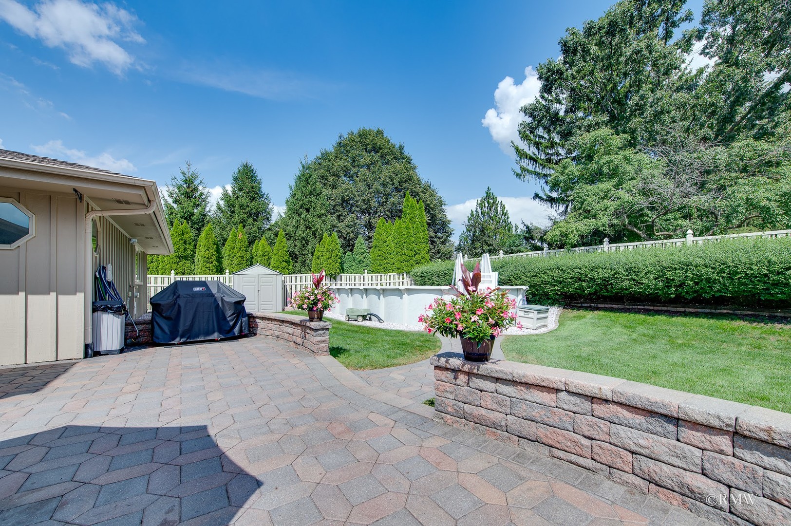 885 Brewster Lane, Bartlett, IL 60103