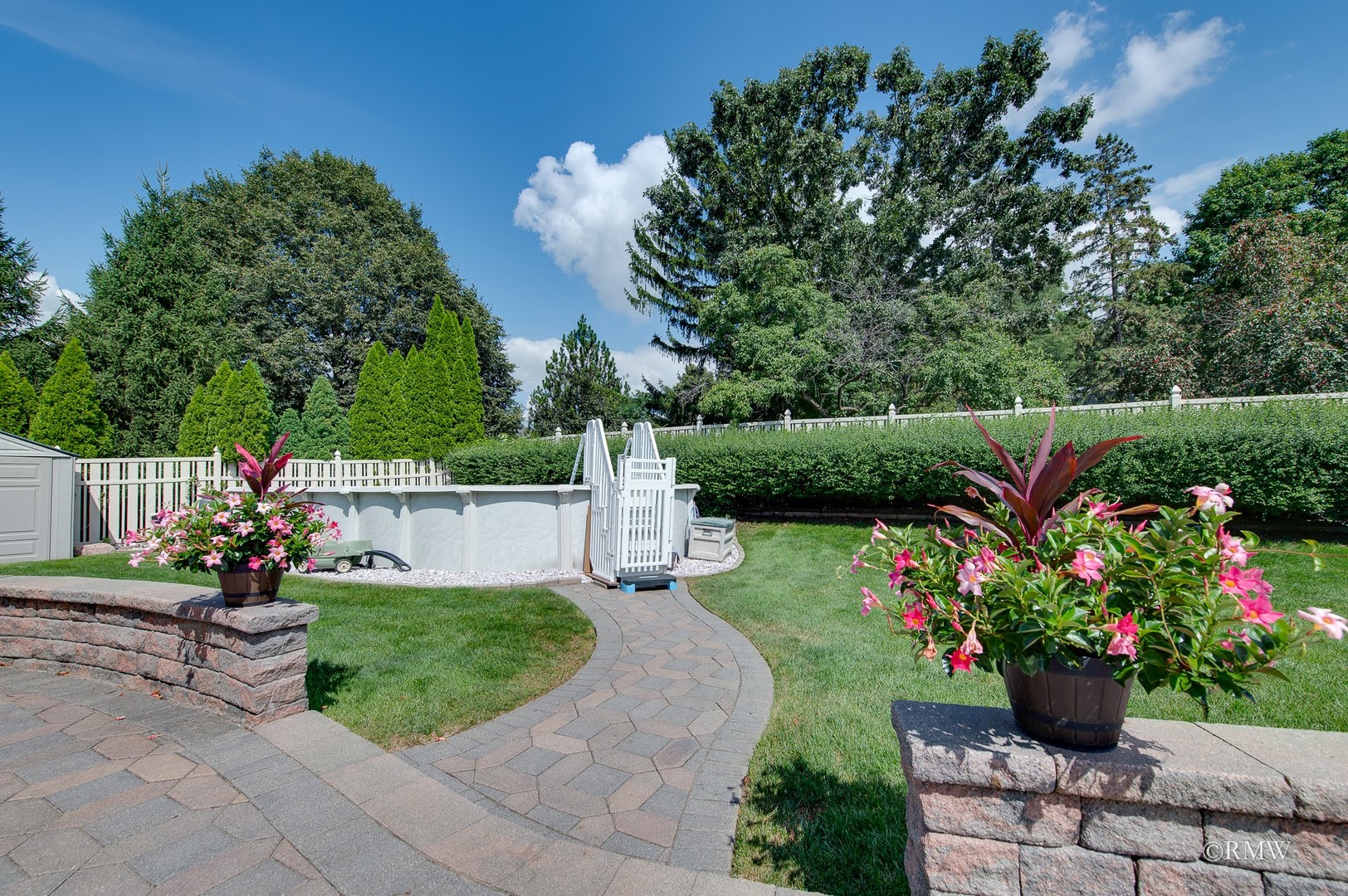 885 Brewster Lane, Bartlett, IL 60103