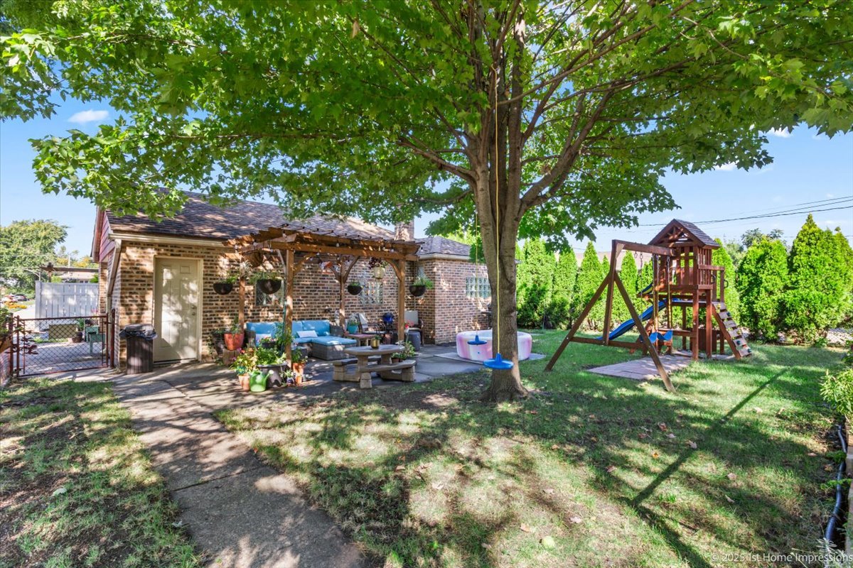 11258 S Albany Avenue, Chicago, IL 60655