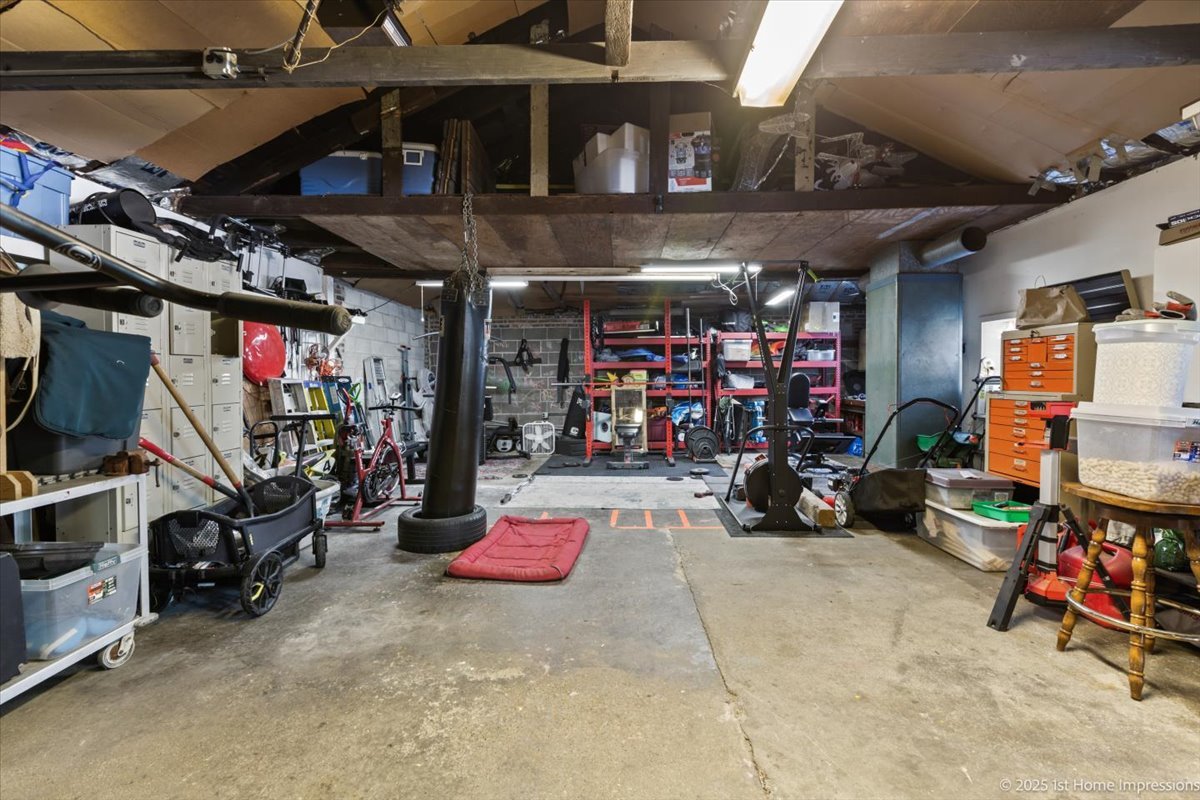 11258 S Albany Avenue, Chicago, IL 60655