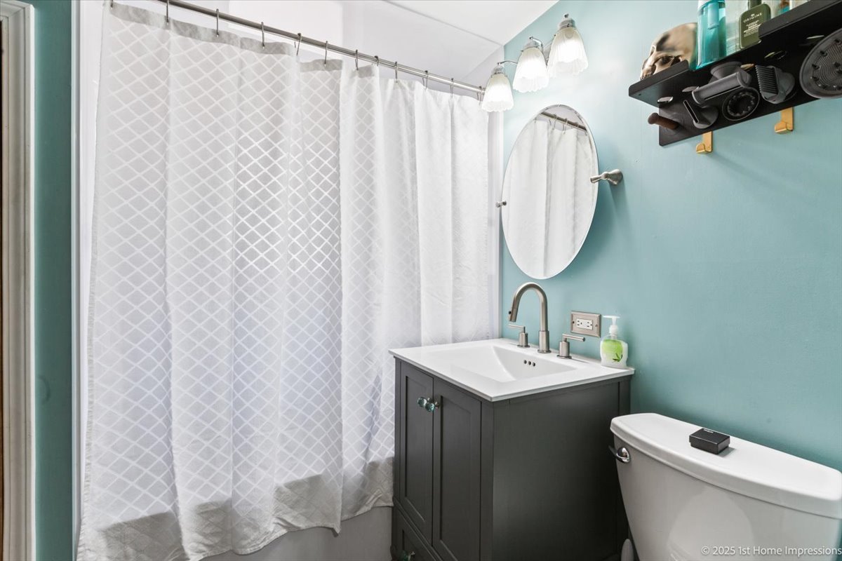 11258 S Albany Avenue, Chicago, IL 60655