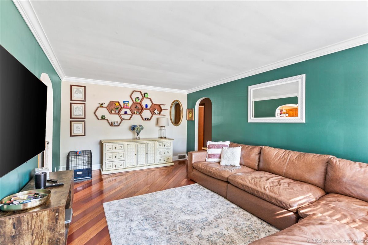 11258 S Albany Avenue, Chicago, IL 60655