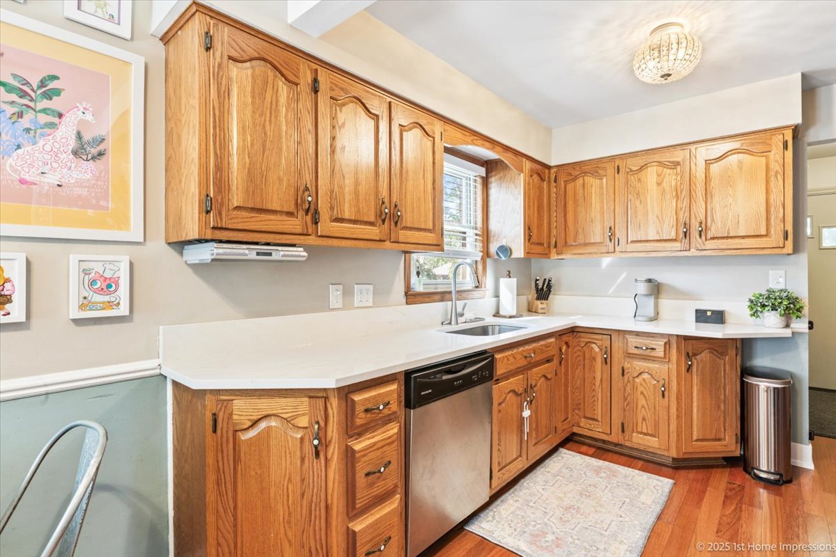 11258 S Albany Avenue, Chicago, IL 60655