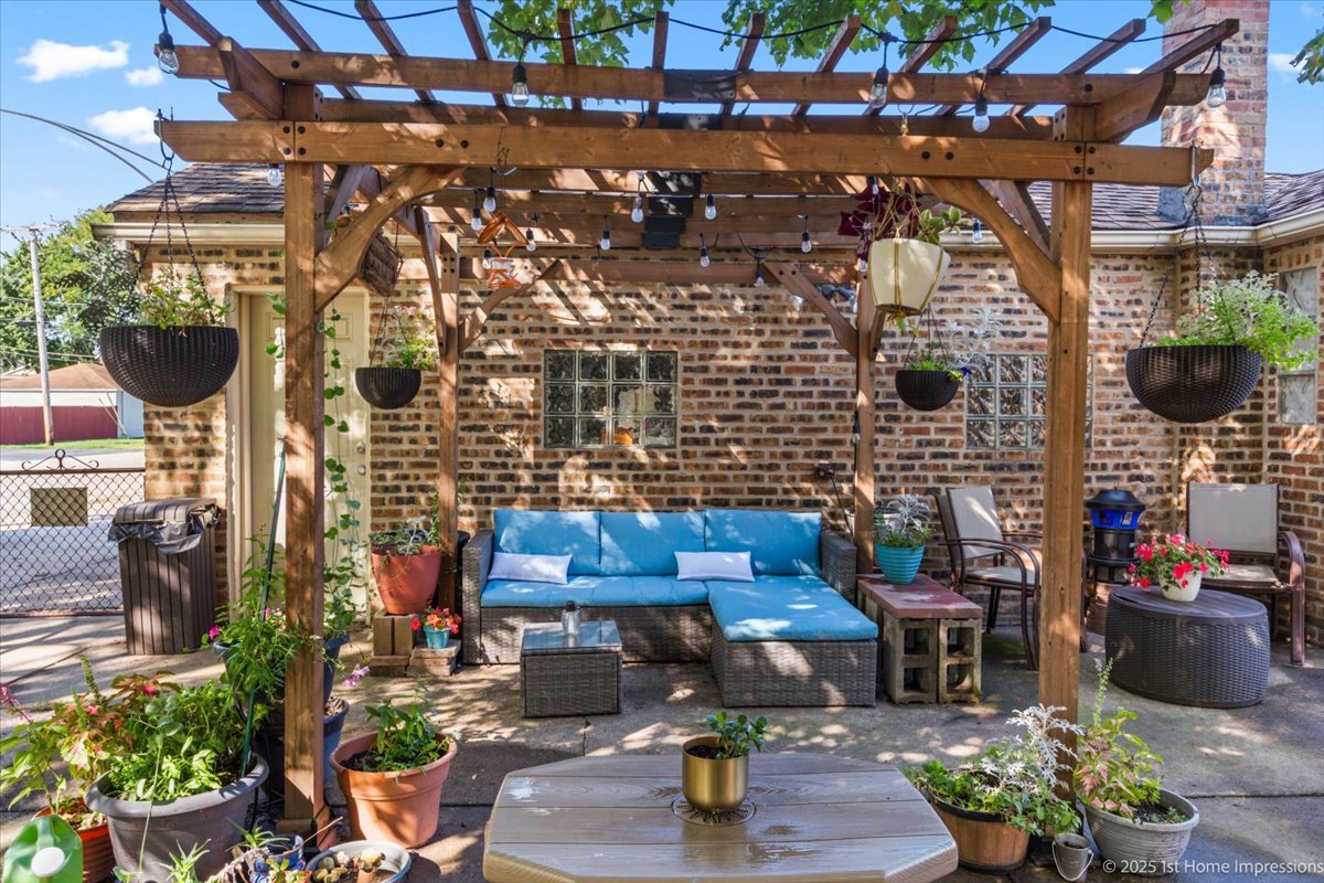 11258 S Albany Avenue, Chicago, IL 60655