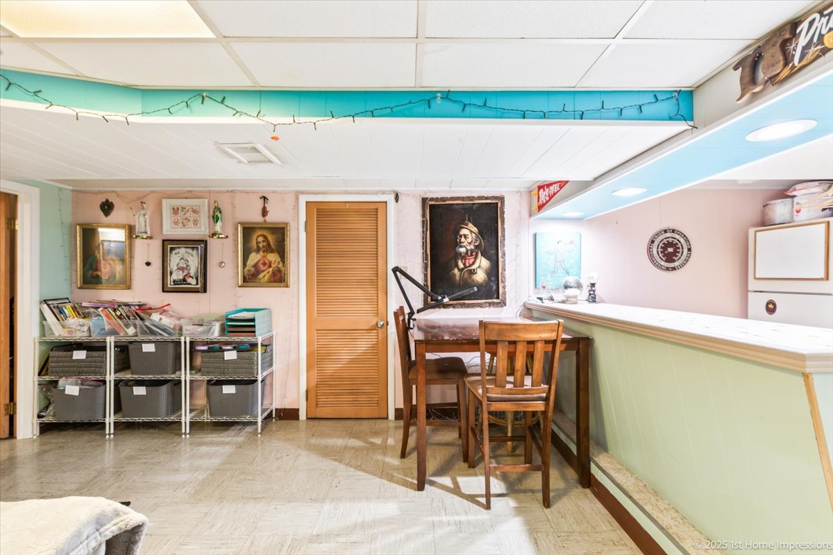 11258 S Albany Avenue, Chicago, IL 60655