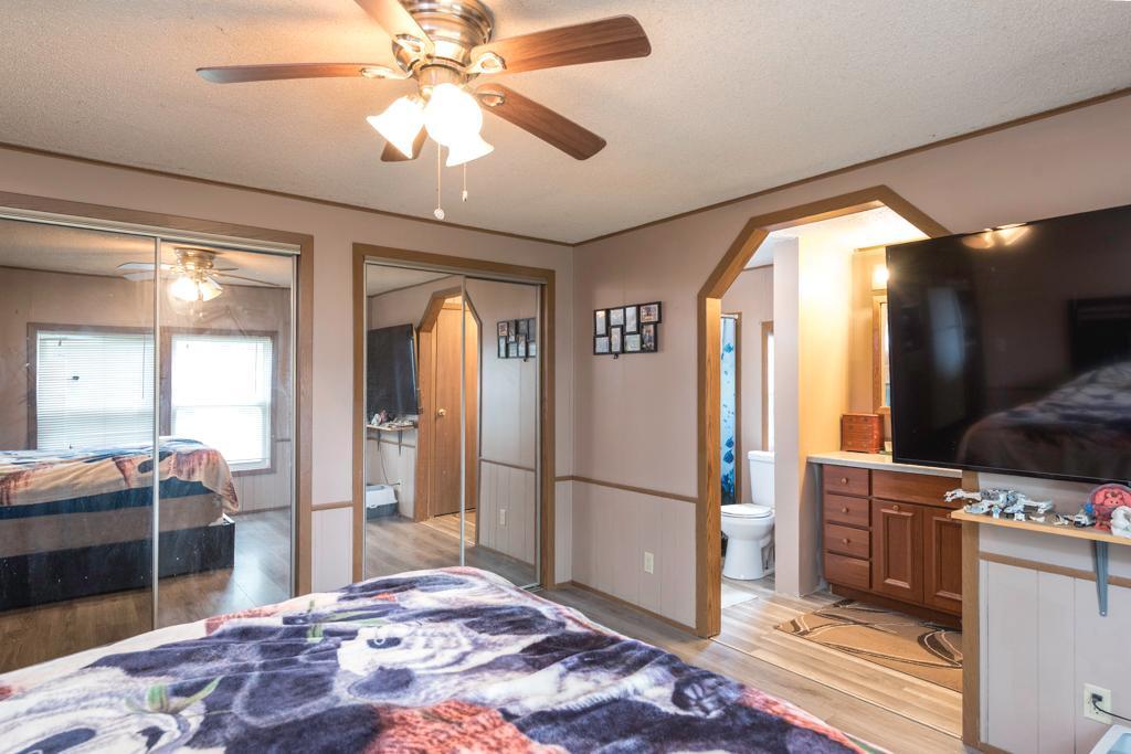 3285 Meadow Drive, Park City, IL 60085