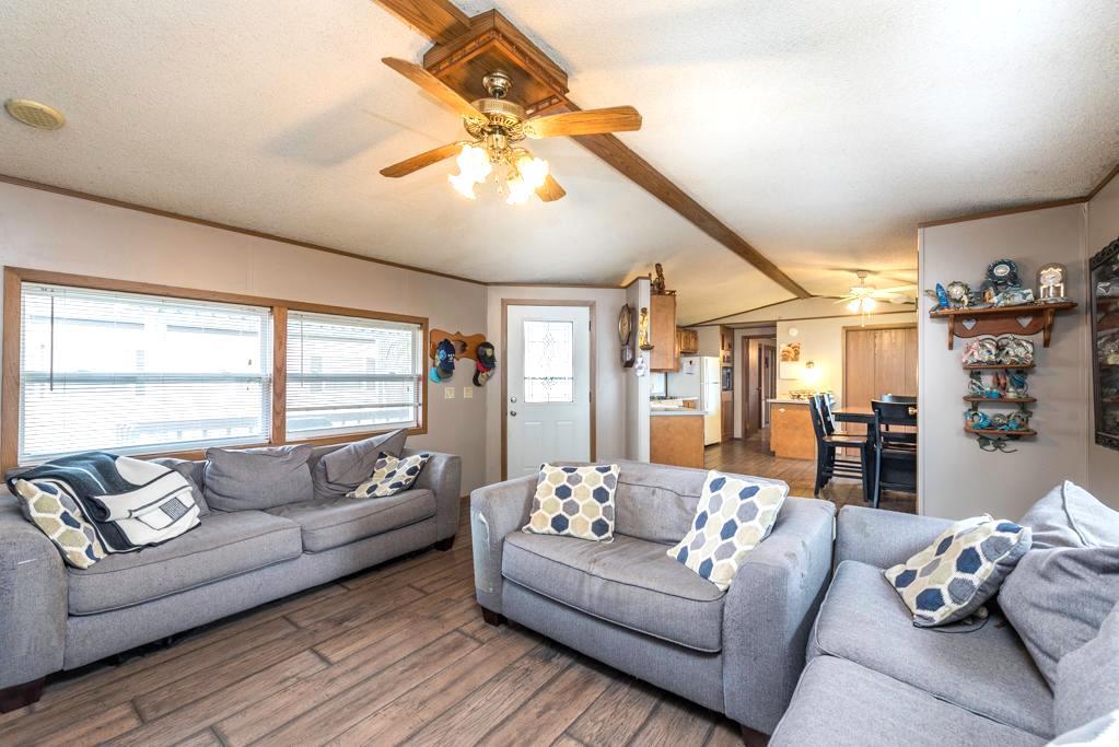 3285 Meadow Drive, Park City, IL 60085