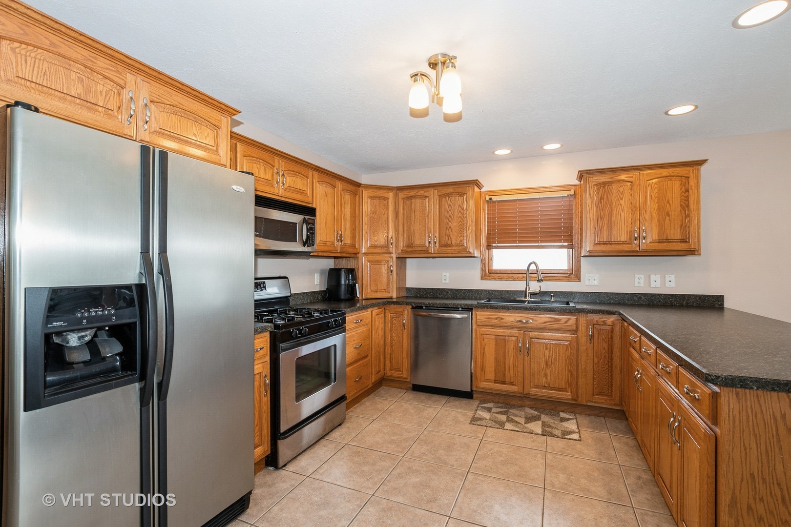 1035 Bonnie Lane, Peotone, IL 60468