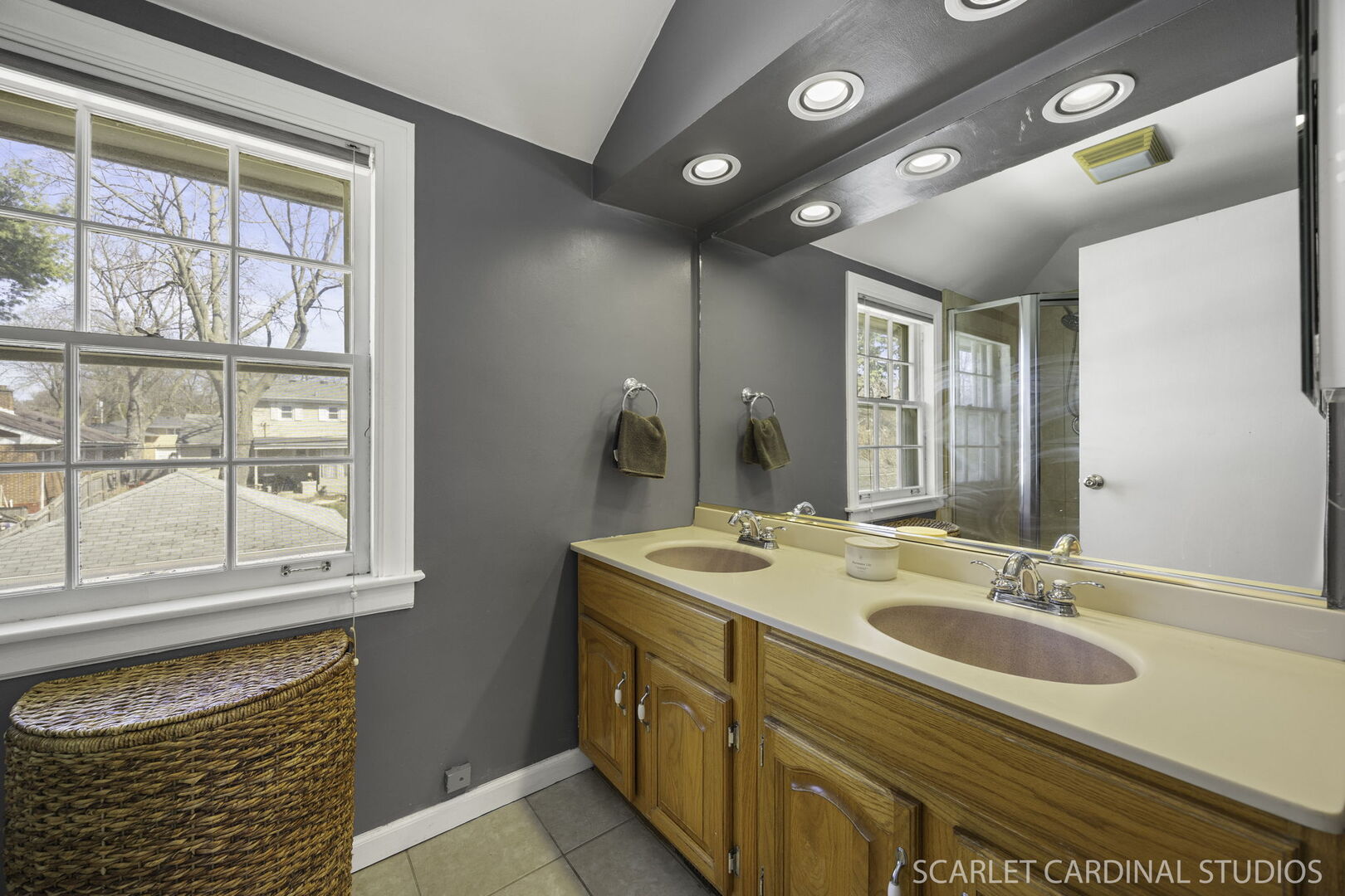 907 N President Street, Wheaton, IL 60187