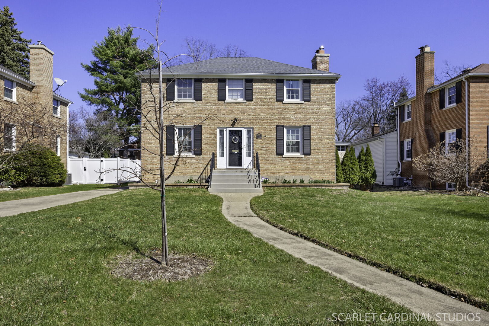 907 N President Street, Wheaton, IL 60187