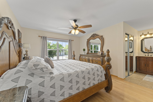 141 crescent Lane #141, Schaumburg, IL 60193