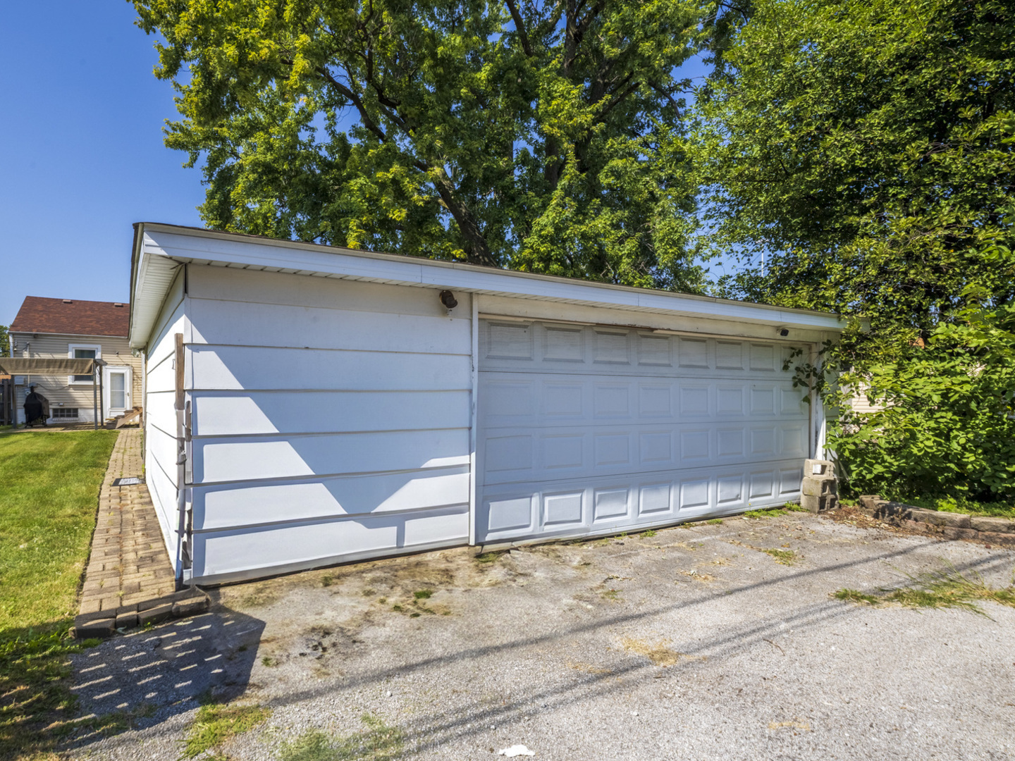 17519 Community Street, Lansing, IL 60438
