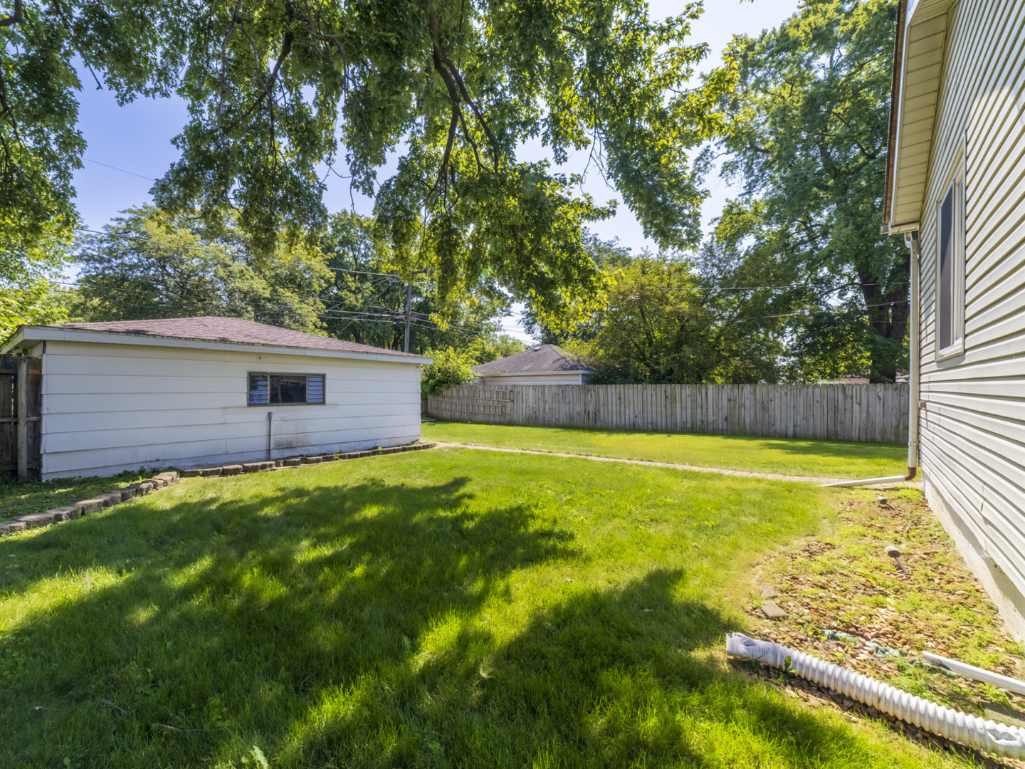 17519 Community Street, Lansing, IL 60438