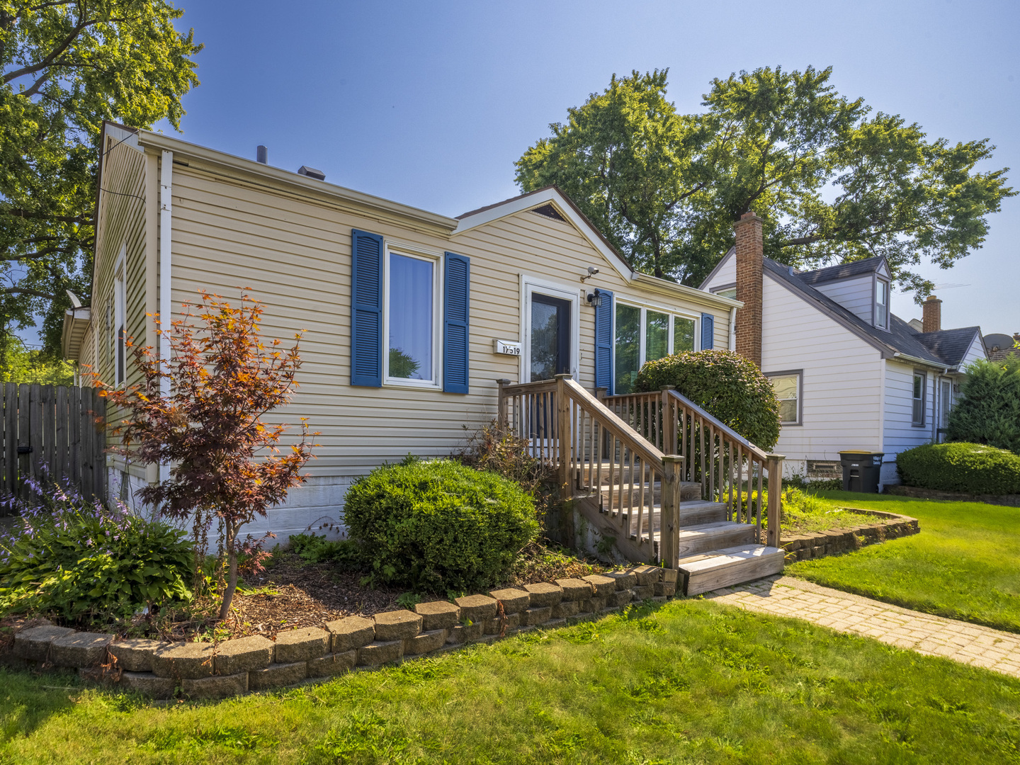 17519 Community Street, Lansing, IL 60438