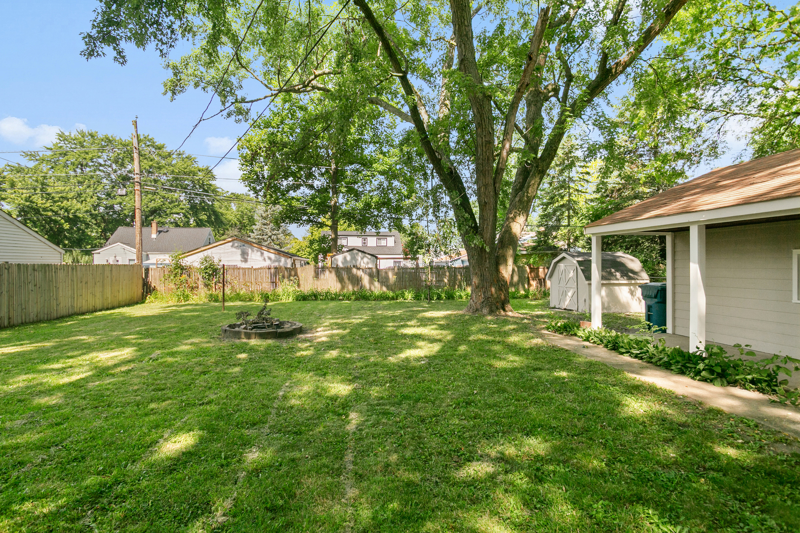 14348 Knox Avenue, Midlothian, IL 60445
