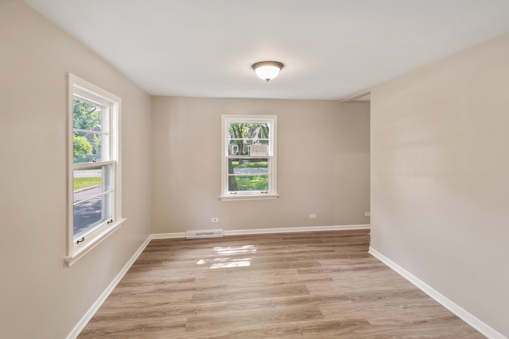 14348 Knox Avenue, Midlothian, IL 60445