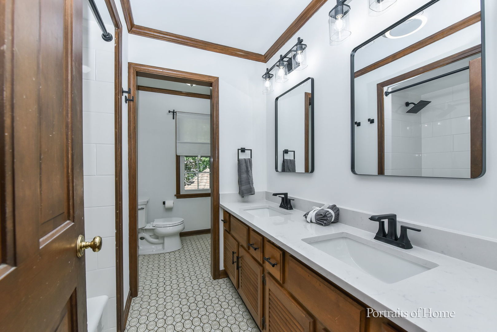 1645 Burning Trail Court, Wheaton, IL 60189