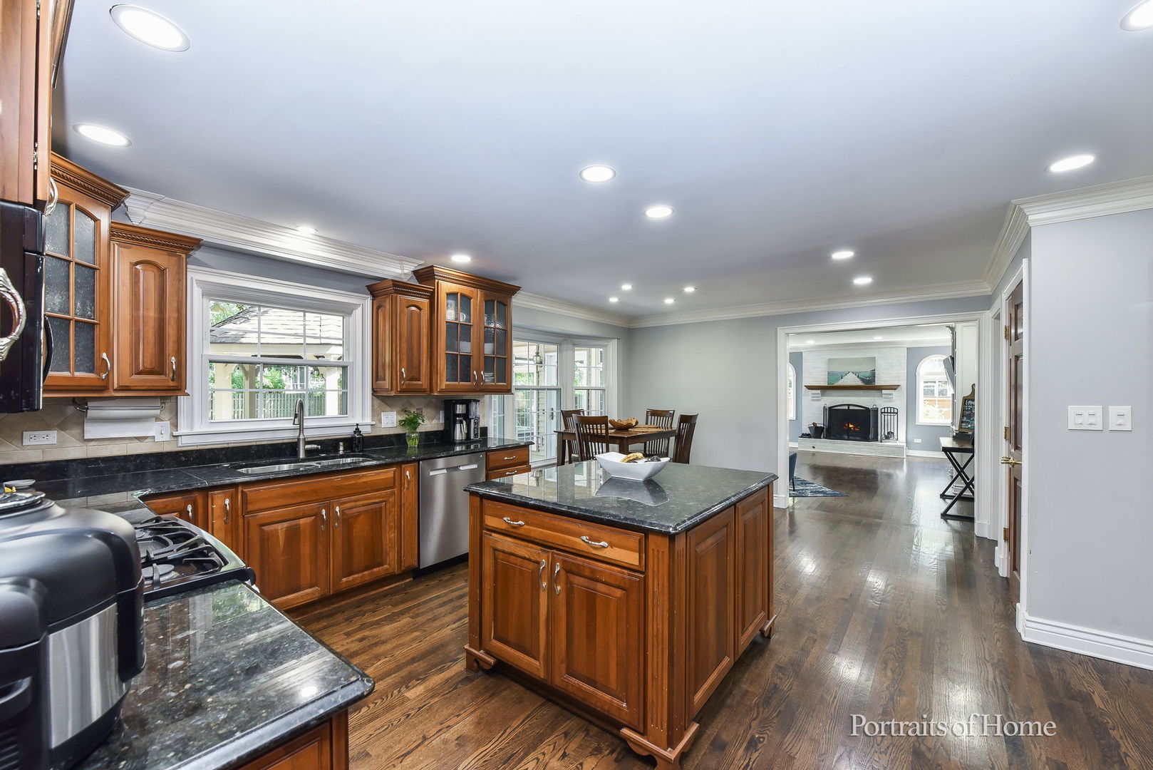 1645 Burning Trail Court, Wheaton, IL 60189