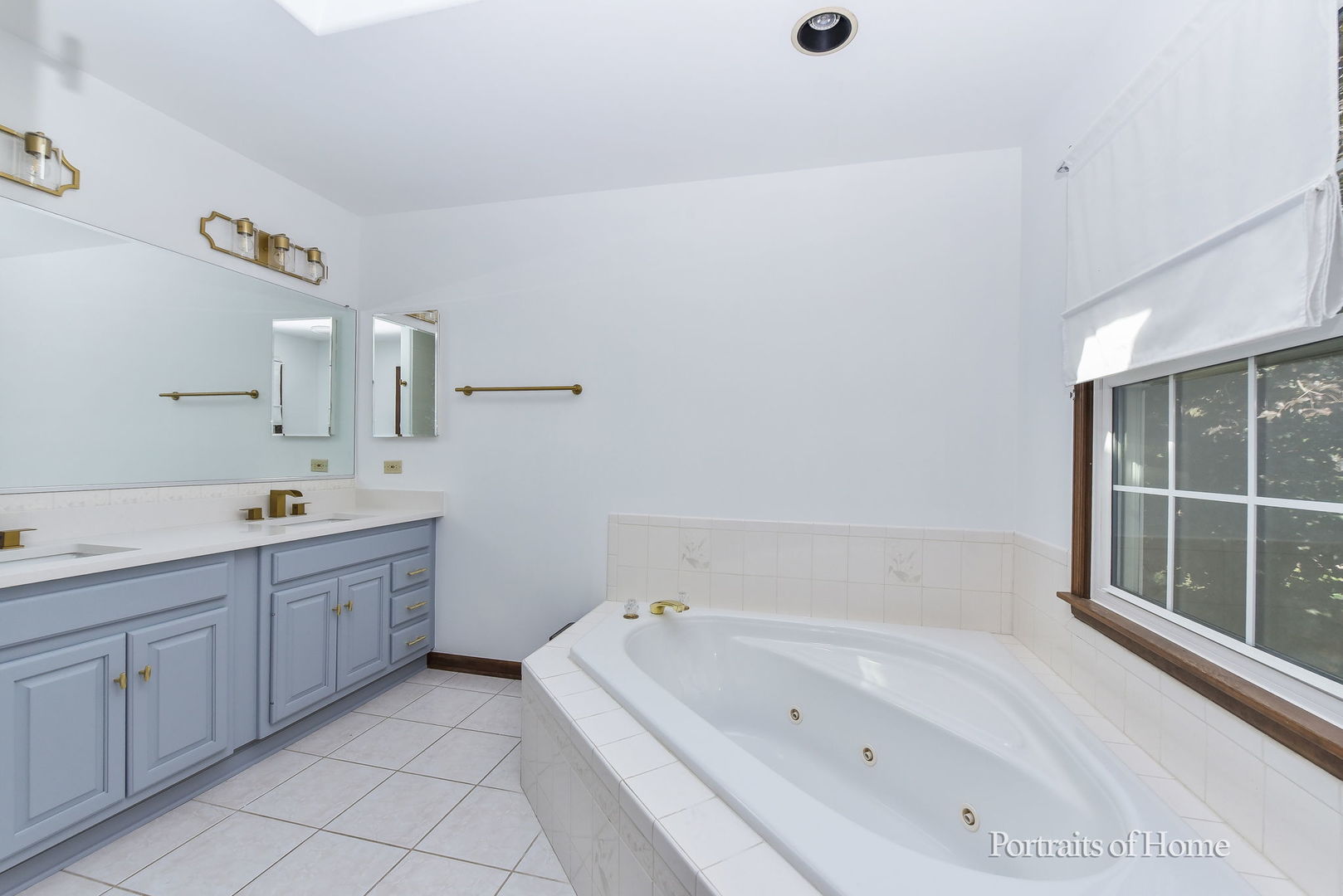 1645 Burning Trail Court, Wheaton, IL 60189