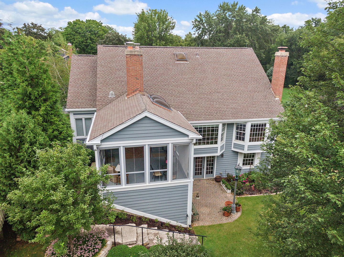 43 Ravenscraig Lane, Inverness, IL 60067