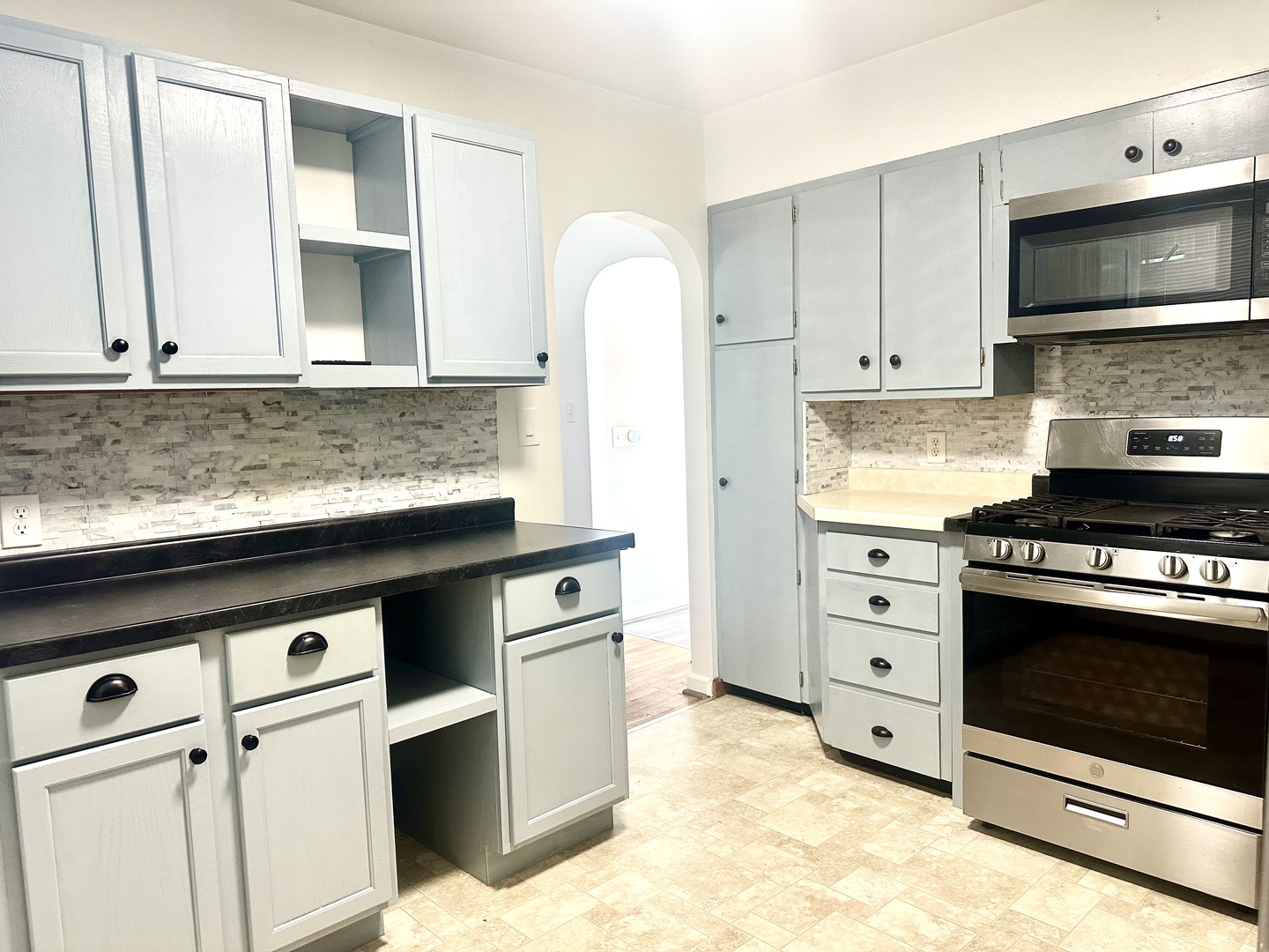 2209 Berry Avenue, Ottawa, IL 61350