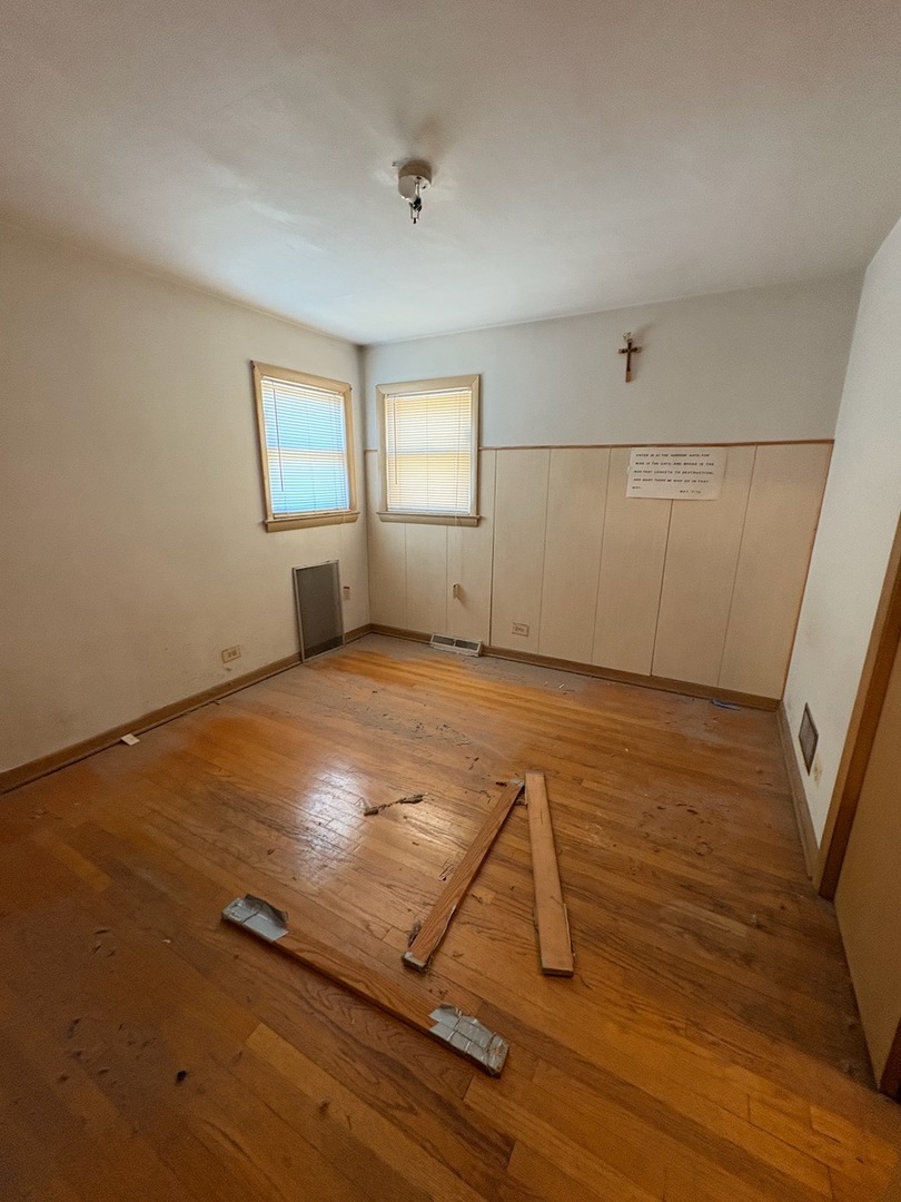 4842 S Kolin Avenue, Chicago, IL 60632