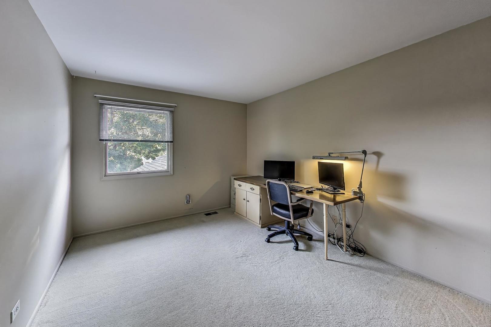 1109 Grant Place, Vernon Hills, IL 60061
